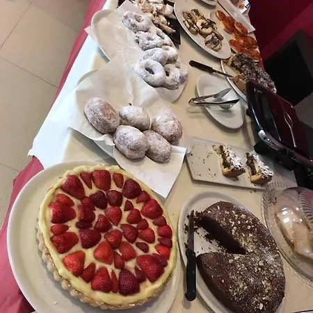 La Isla Ξενοδοχείο 4*