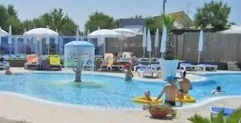 La Isla 4* Pontecagnano