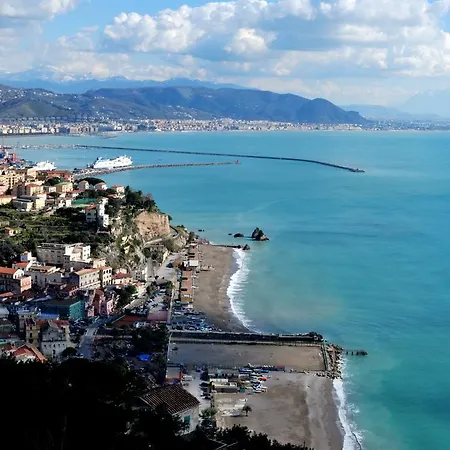 La Isla Pontecagnano