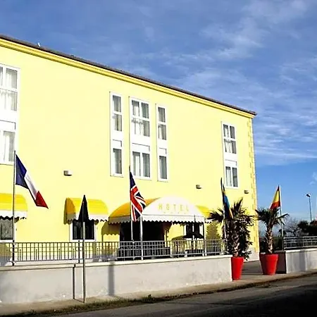 La Isla Otel