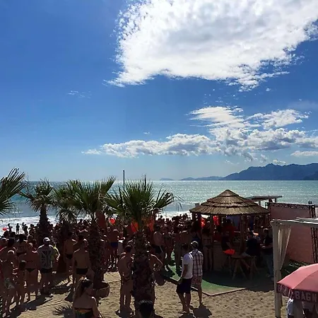 Otel La Isla Pontecagnano
