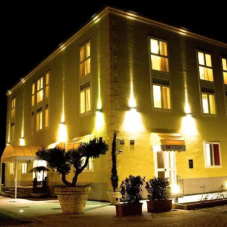 Hotel La Isla 4*