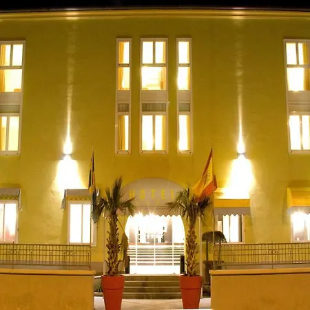 Hotell La Isla 4*