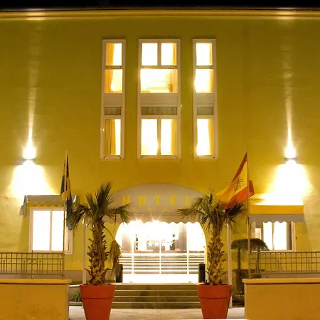 La Isla Hotel