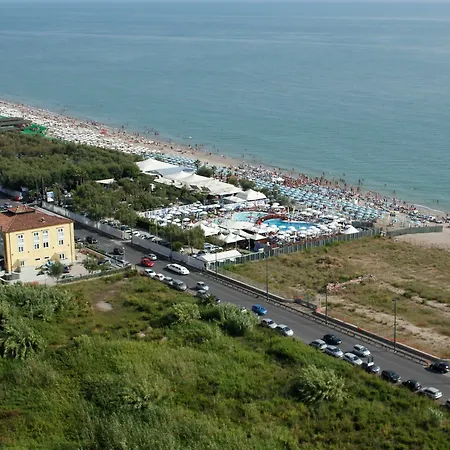 La Isla Pontecagnano