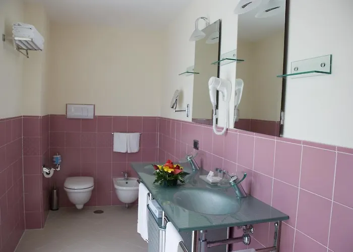 Отель La Isla 4*