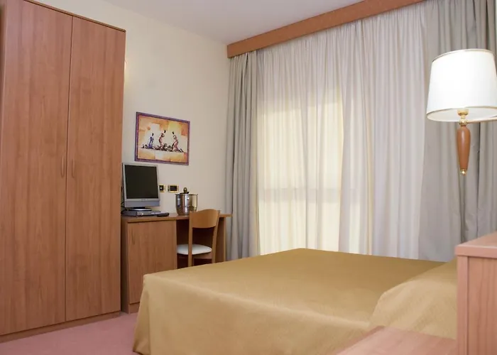 La Isla Отель 4*