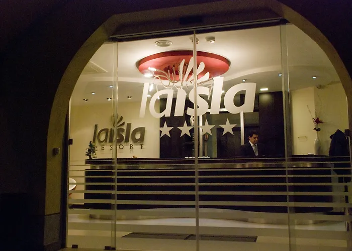 La Isla Отель 4*