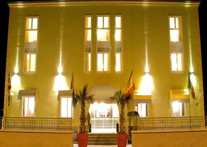 Hotell La Isla 4*